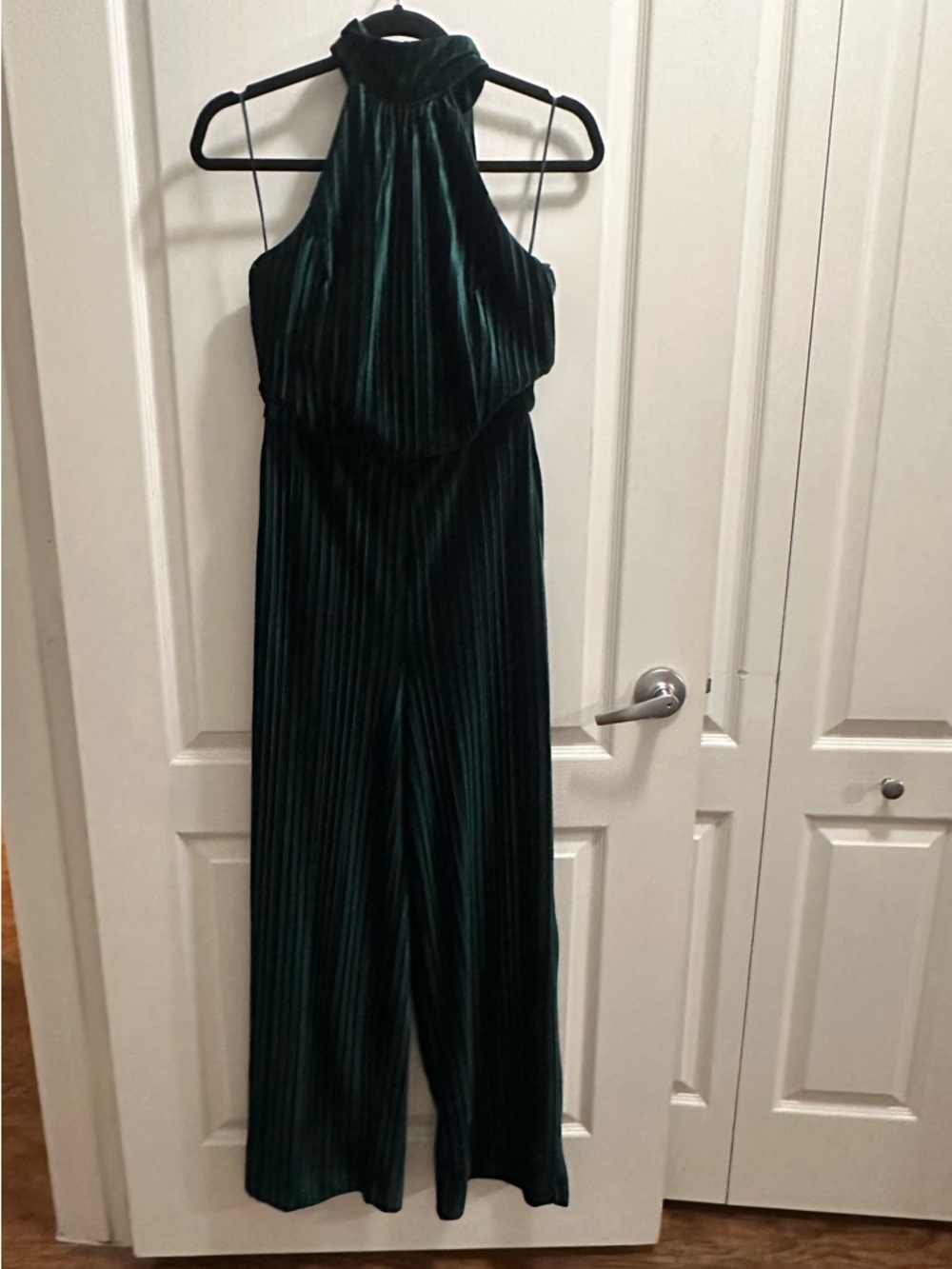 Alexia Admor Dark Emerald Halter Velvet Jumpsuit